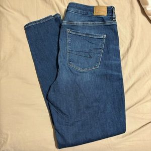 Curvy High Rise American Eagle jegging Jeans